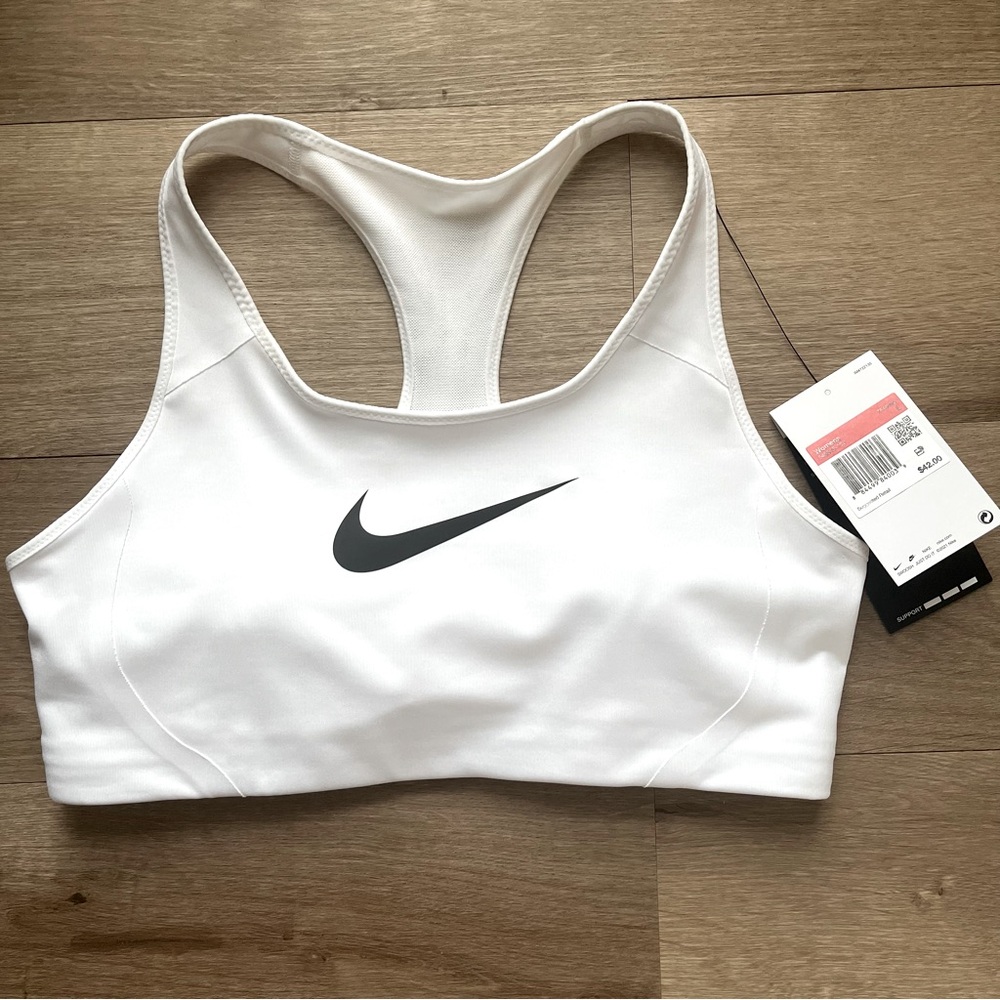 NIKE DRI-FIT Sports Bra, Large